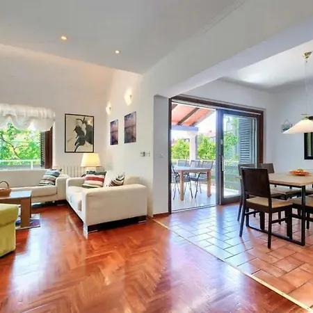 Holiday home House With A Swimming Pool - 23000 *