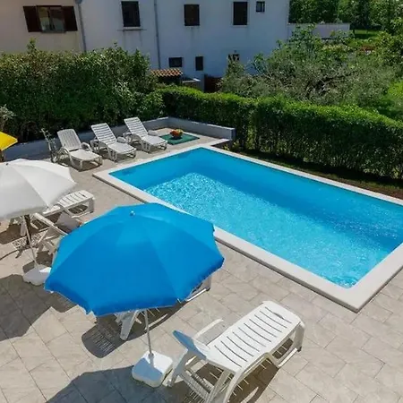 Holiday home House With A Swimming Pool - 23000 Porec