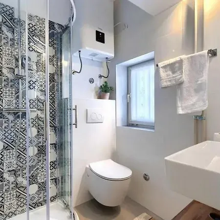 House With A Swimming Pool - 23000 Holiday home